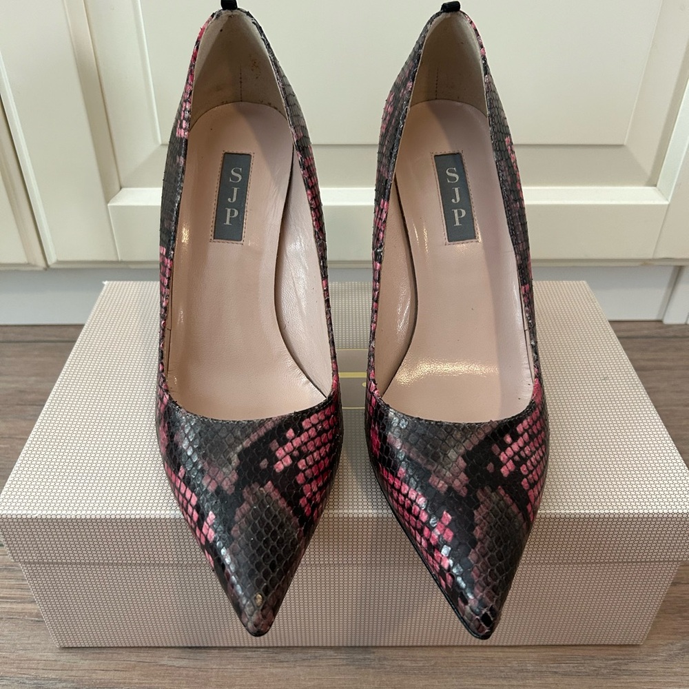 SJP by Sarah Jessica Parker Pink and Black Heels